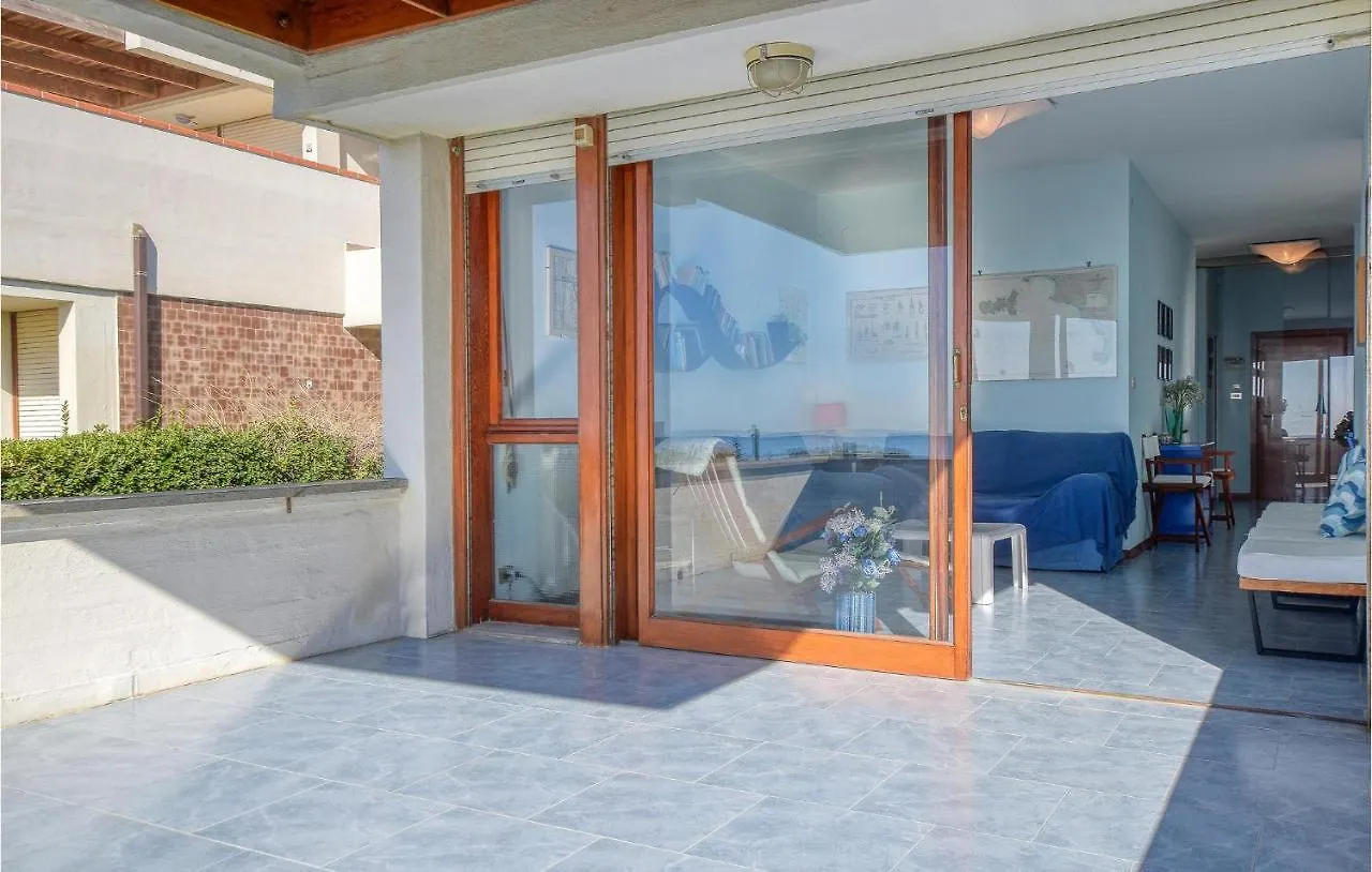 Pet Friendly Apartment In Castglione Della P, Castiglione della Pescaia