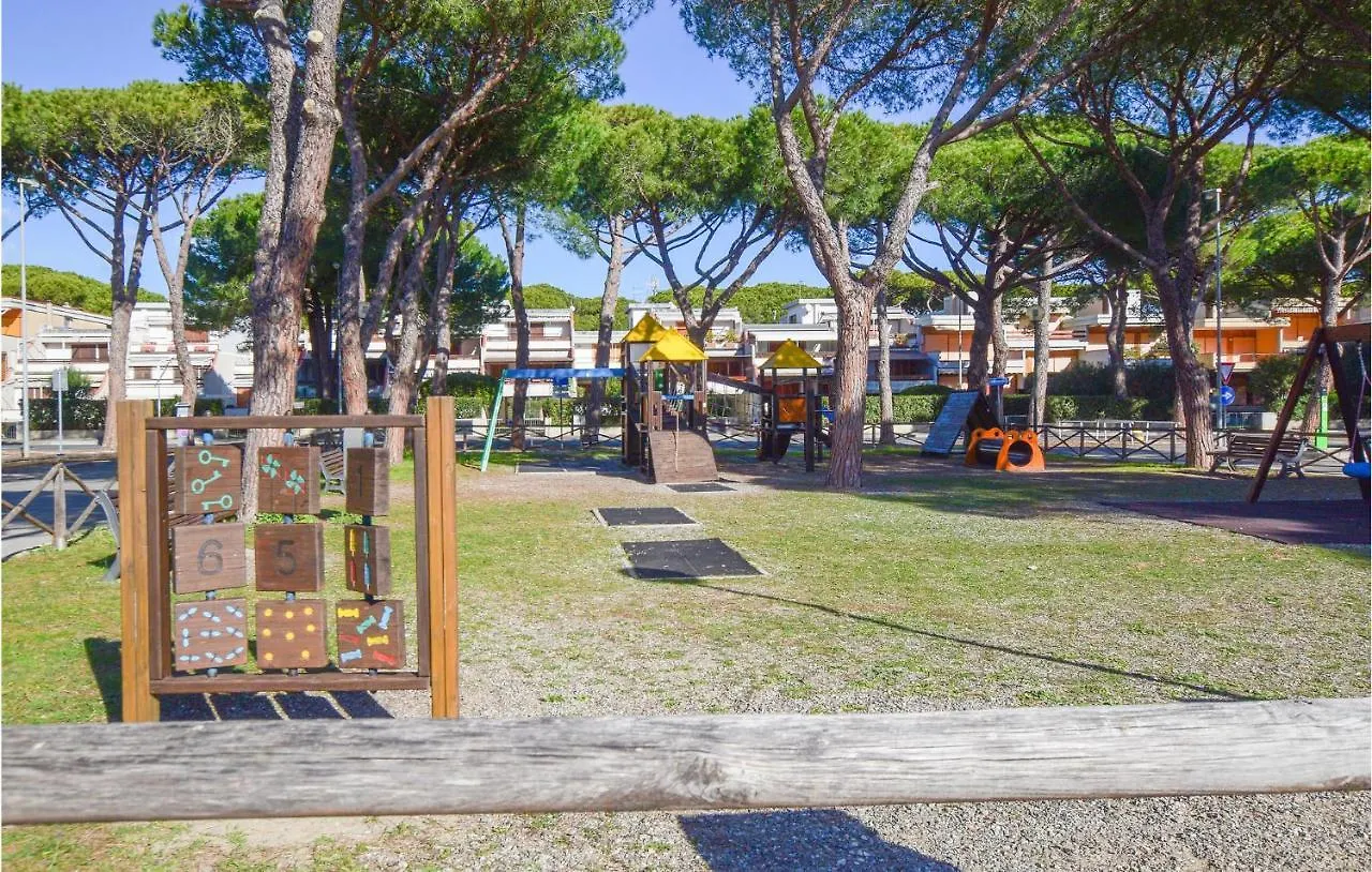Pet Friendly Apartment In Castglione Della P, Castiglione della Pescaia 0*,  Italy